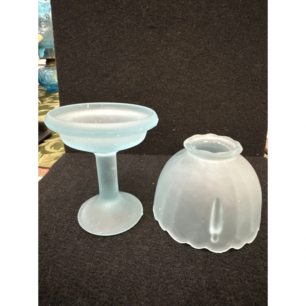 Westmoreland Vintage Baby Blue Frosted Glass 2-Piece Fairy Lamp 6